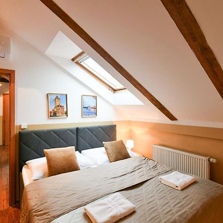 Amazing Charles Bridge Apartment Prag Dış mekan fotoğraf