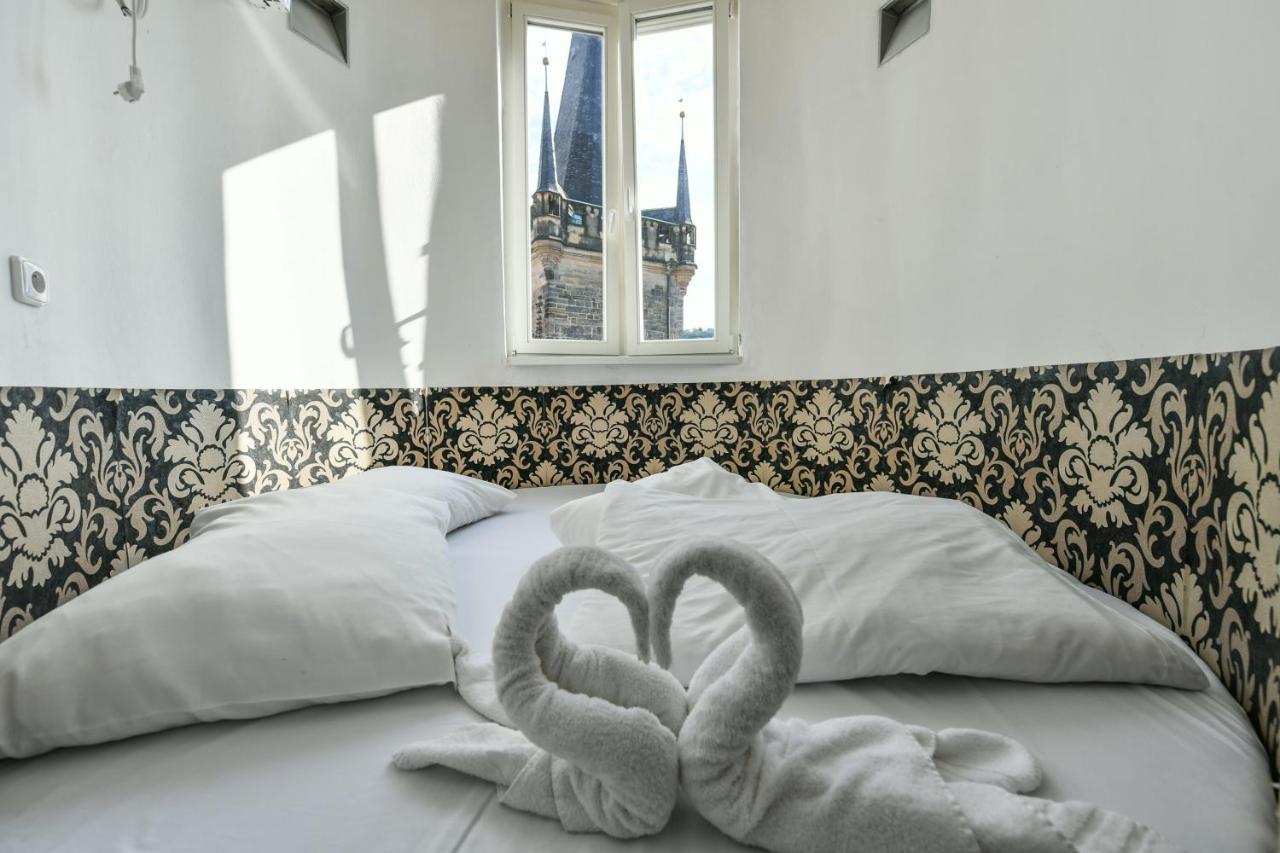 Amazing Charles Bridge Apartment Prag Dış mekan fotoğraf