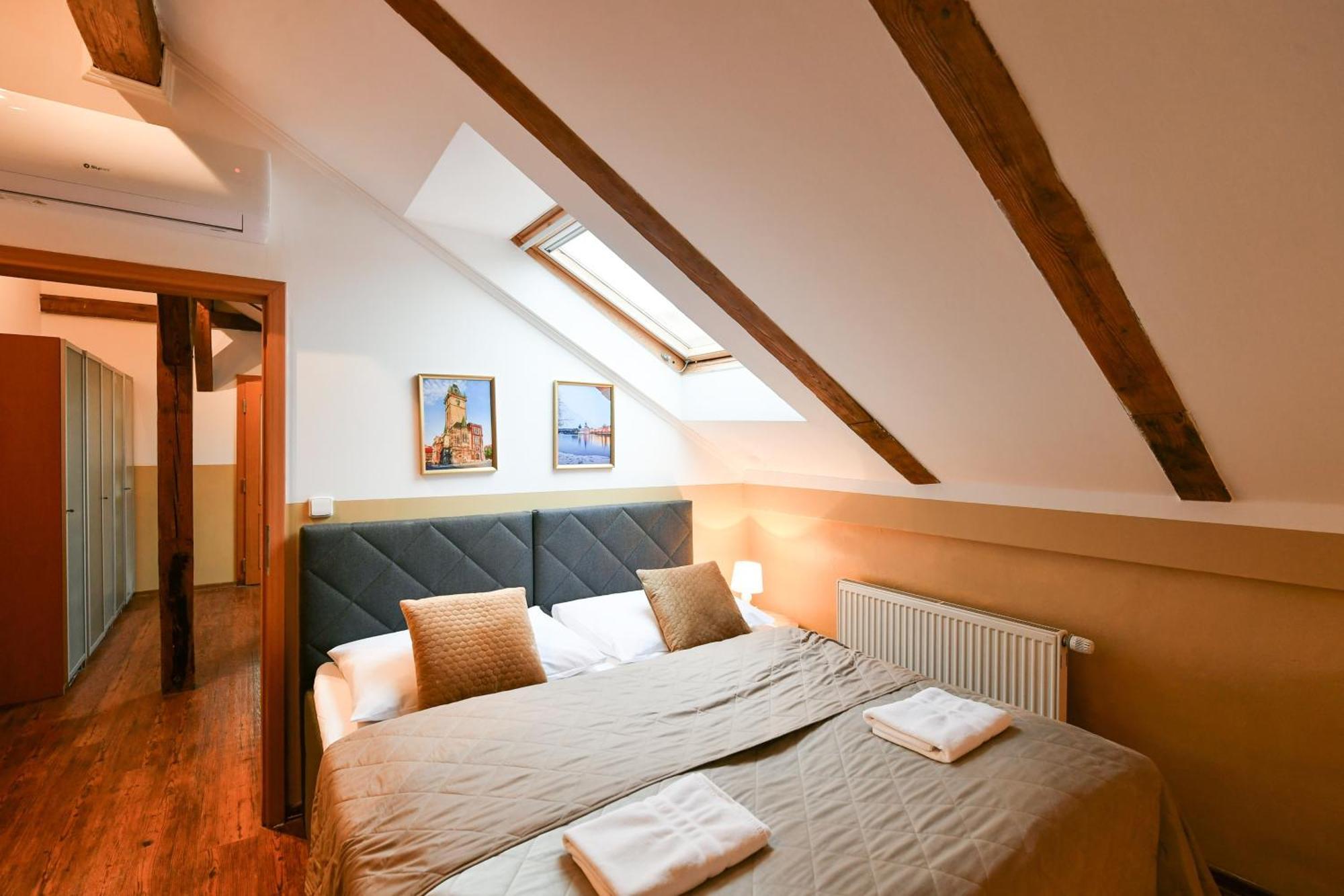 Amazing Charles Bridge Apartment Prag Dış mekan fotoğraf