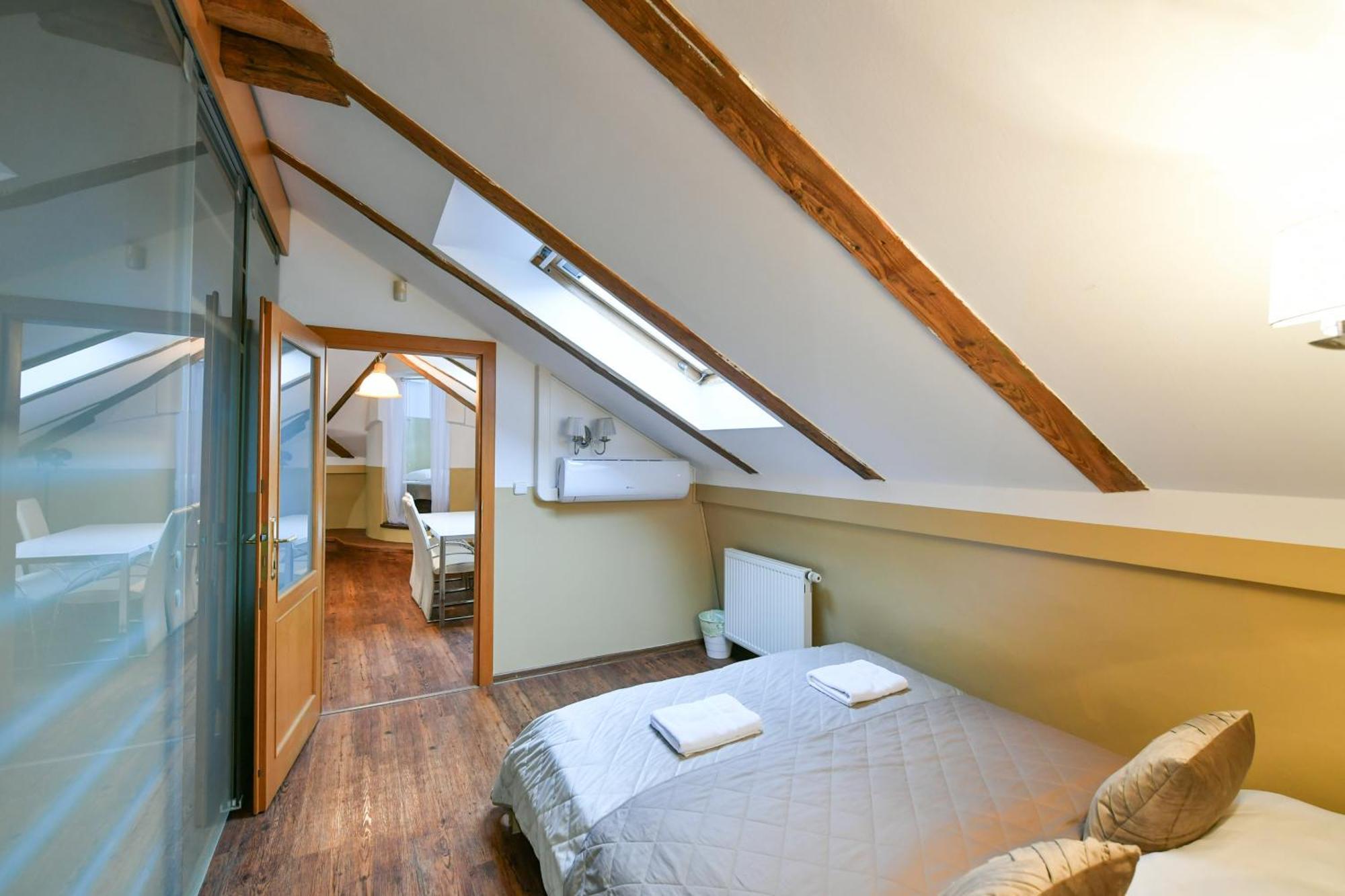 Amazing Charles Bridge Apartment Prag Dış mekan fotoğraf