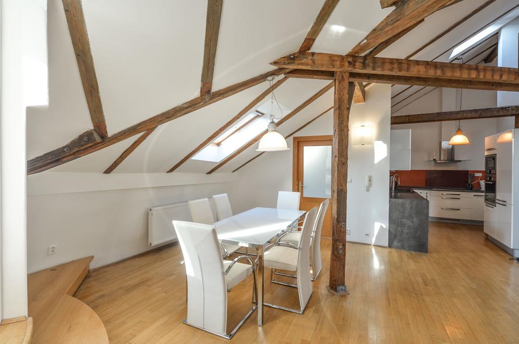 Amazing Charles Bridge Apartment Prag Dış mekan fotoğraf